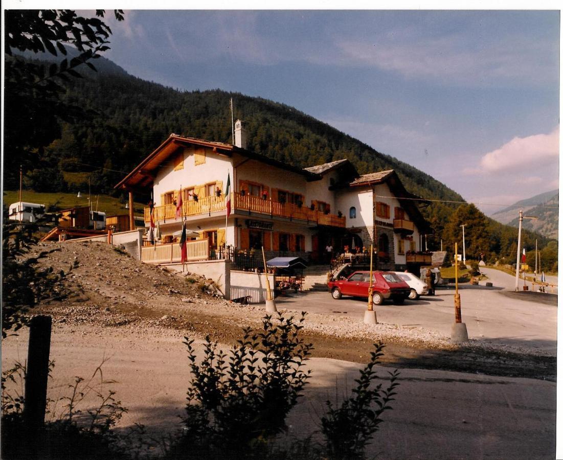 Hotel Beau Sejour Étroubles Exterior foto